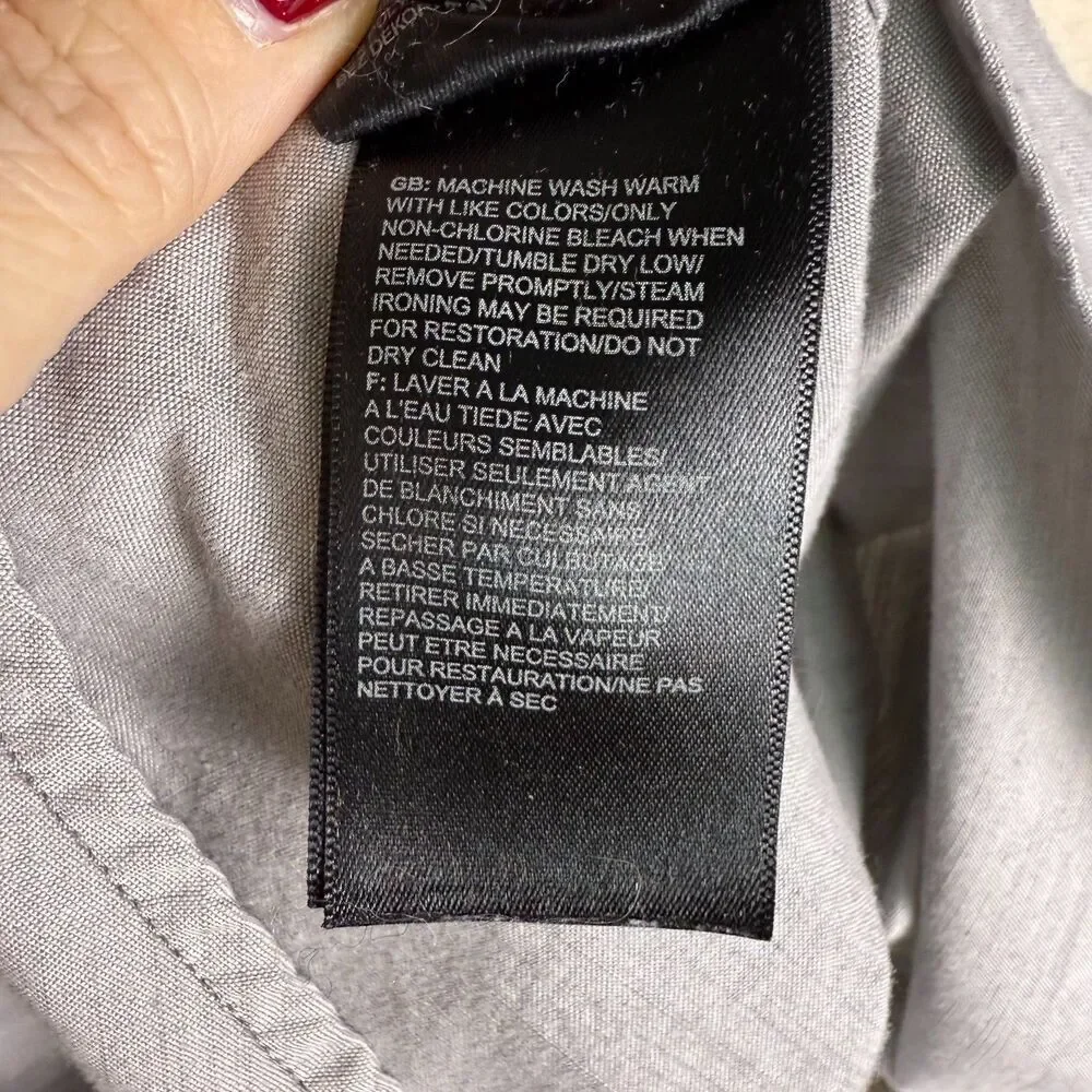 The North Face Block Me Short Sleeve Button Up Men's XXL, Two-Toned Gray 2/$25